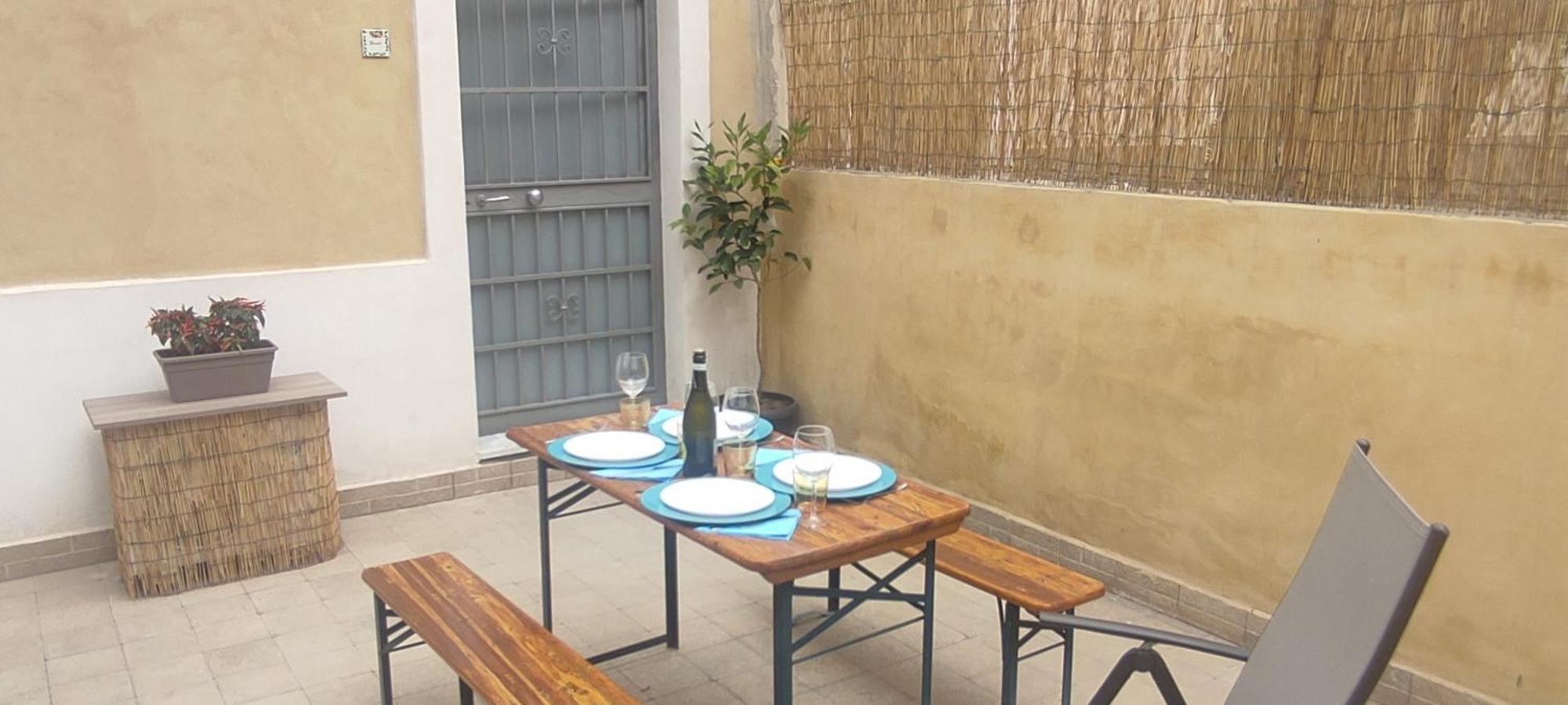 Team019 Casa Bruno Terrace & Sicilian Charm Apartment Catania Bagian luar foto